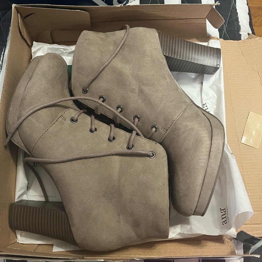 Taupe lace up heeled boots